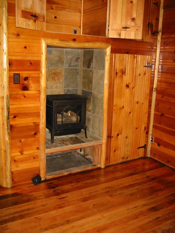 Tahoma Meadows - Sugar Pine Cabin Main image